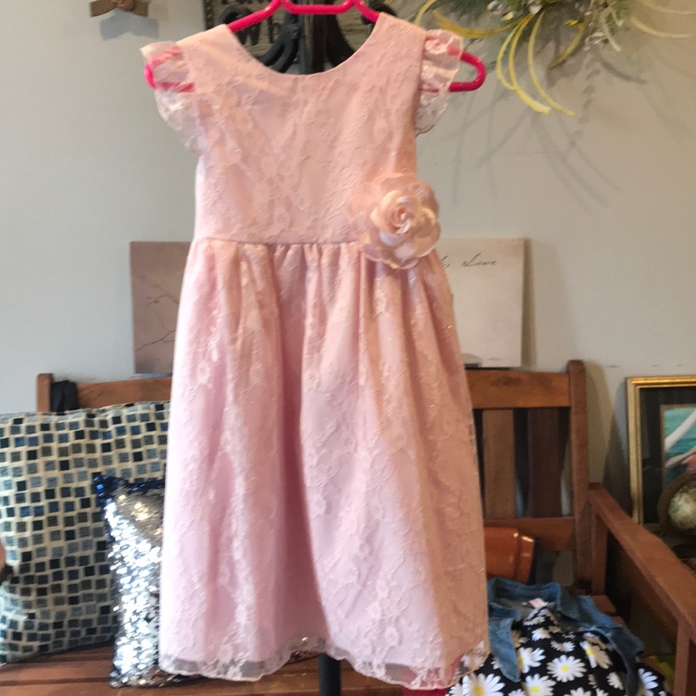 Girls dress